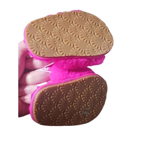 Infant girls 2 / 3 month ugg sherpa fluff yeah slingback slippers - Picture 7 of 8